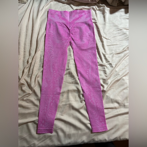 Women’s Gymshark Whitney Animal Leggings in Pink - Picture 2 of 3
